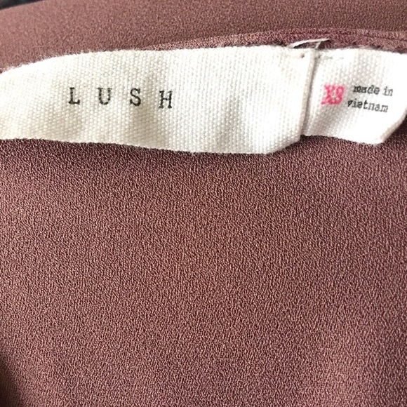 LUSH crisscross oversized hi lo bell sleeve top XS - Picture 4 of 4